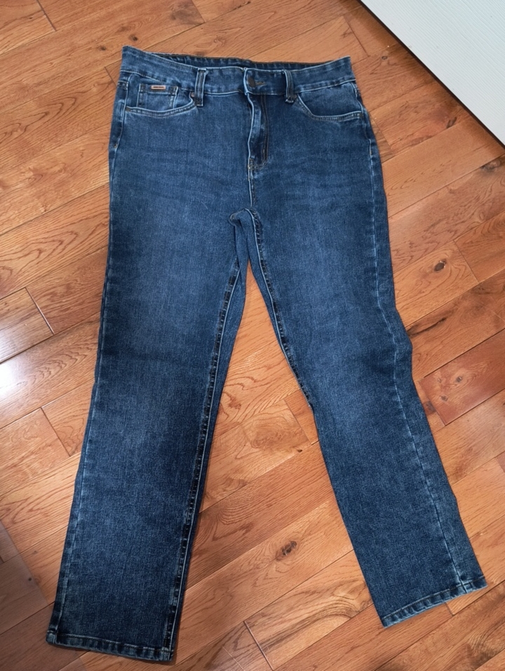 Simon Chang Women's Straight Leg Jeans - Dark Blue Wash